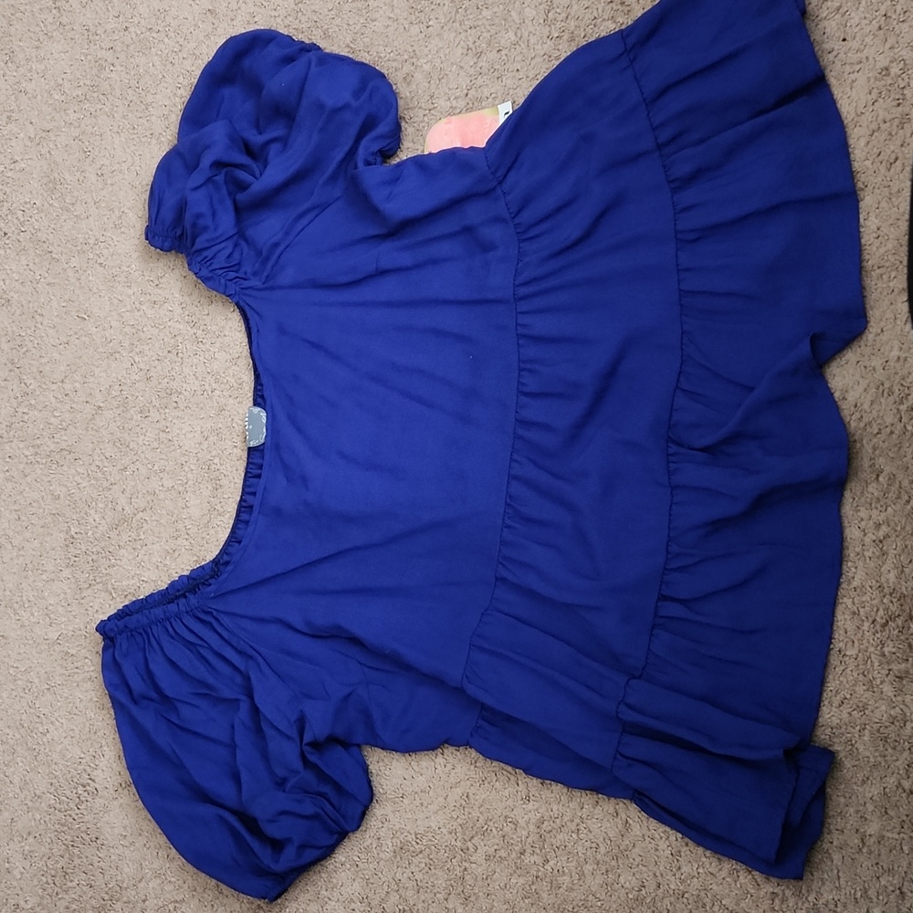 NWT Arula top